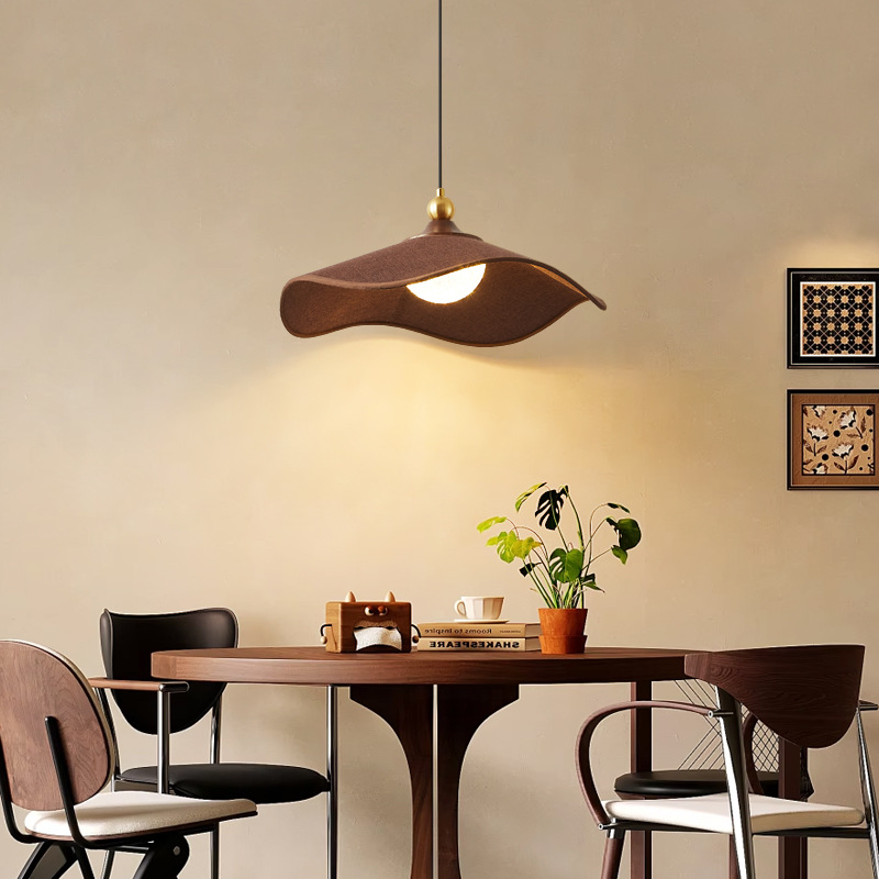 Lustre de restaurant à protect - Switching Coffee To Tea avis et prix