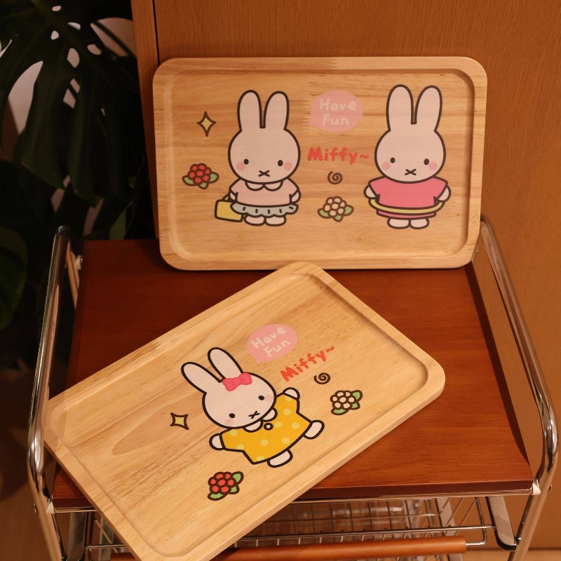 Assiette en bois mignonne Miff - Coffee Tea Room avis et prix